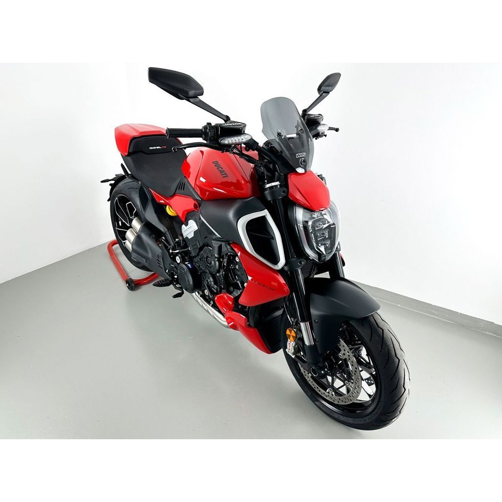 Windscherm sport WRS donker getint Diavel V4