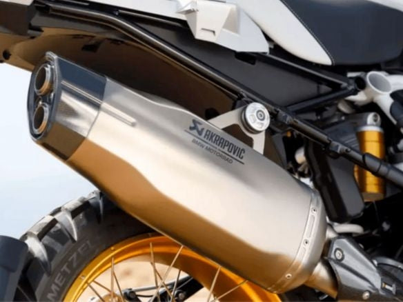 AKRAPOVIC APPROVED TITANIUM SLIP ON SILENCER BMW R 1250 GS / ADV 2018-2023