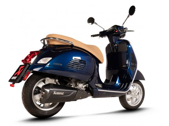 AKRAPOVIC BLACK STAINLESS STEEL SLIP-ON SILENCER VESPA GTS 300 2021-2024