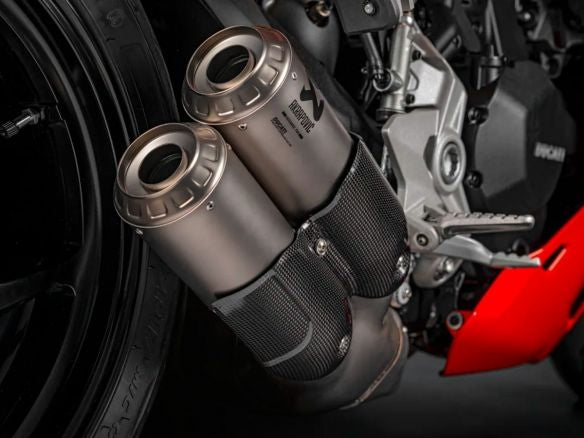 AKRAPOVIC PAIR OF TITANIUM SILENCERS DUCATI PANIGALE SUPERSPORT / S 17-20 DUCATI OFFICIAL