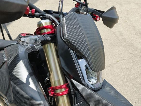CNC RACING MATT CARBON WINDSCREEN DUCATI HYPERMOTARD 698 MONO 2024