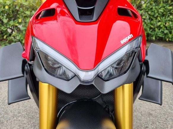 CNC RACING SIDE WINGLETS SET DUCATI STREETFIGHTER V4 / S / SP2 2020-2023