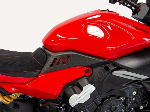 DUCABIKE CARBON TANK COVER DUCATI DIAVEL V4 2023
