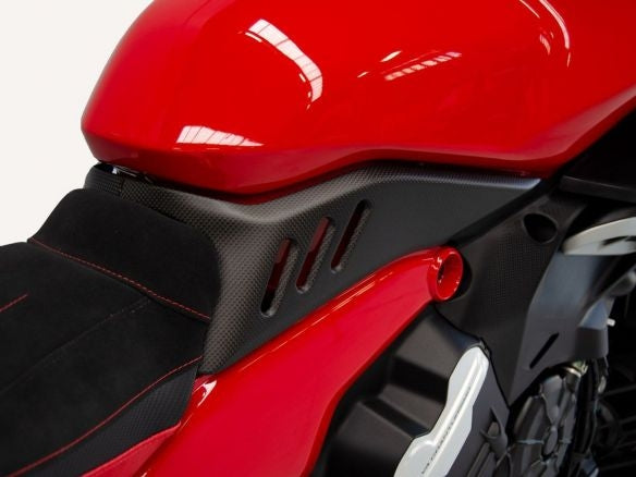 DUCABIKE CARBON TANK COVER DUCATI DIAVEL V4 2023