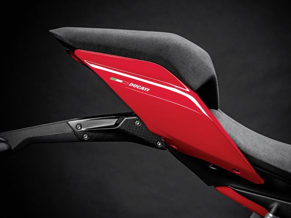 DUCATI PERFORMANCE CONFORT PASSENGER FABRIC SADDLE DUCATI STREETFIGHTER V4 / S 2020-2023