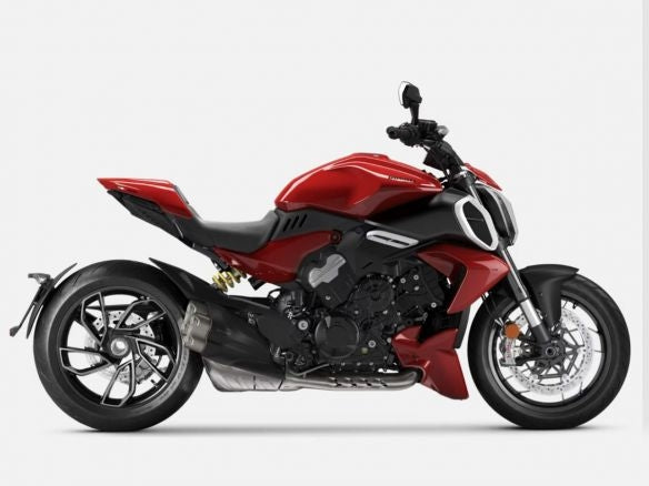 DUCATI PERFORMANCE TITANIUM EXHAUST COVER DUCATI DIAVEL V4 2023