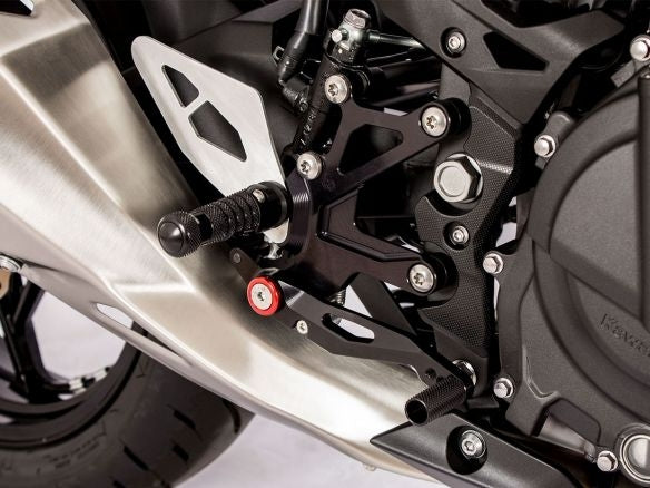 GILLES TOOLING ALUMINUM BLACK REAR SETS KAWASAKI NINJA 500 / SE 2024-2025