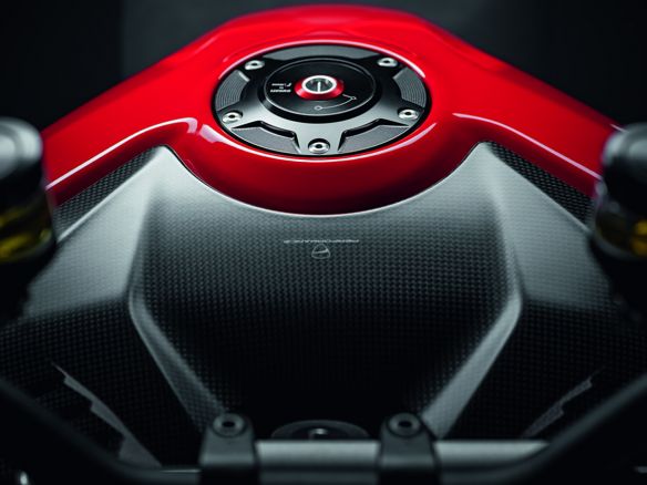 OFFICIAL DUCATI CARBON TANK COVER DUCATI PANIGALE V4 / S / R / SP 2018-2021