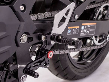 GILLES TOOLING ALUMINUM BLACK REAR SETS KAWASAKI NINJA 500 / SE 2024-2025